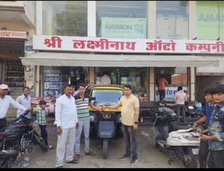 e rickshaw by shree Laxminath solar power